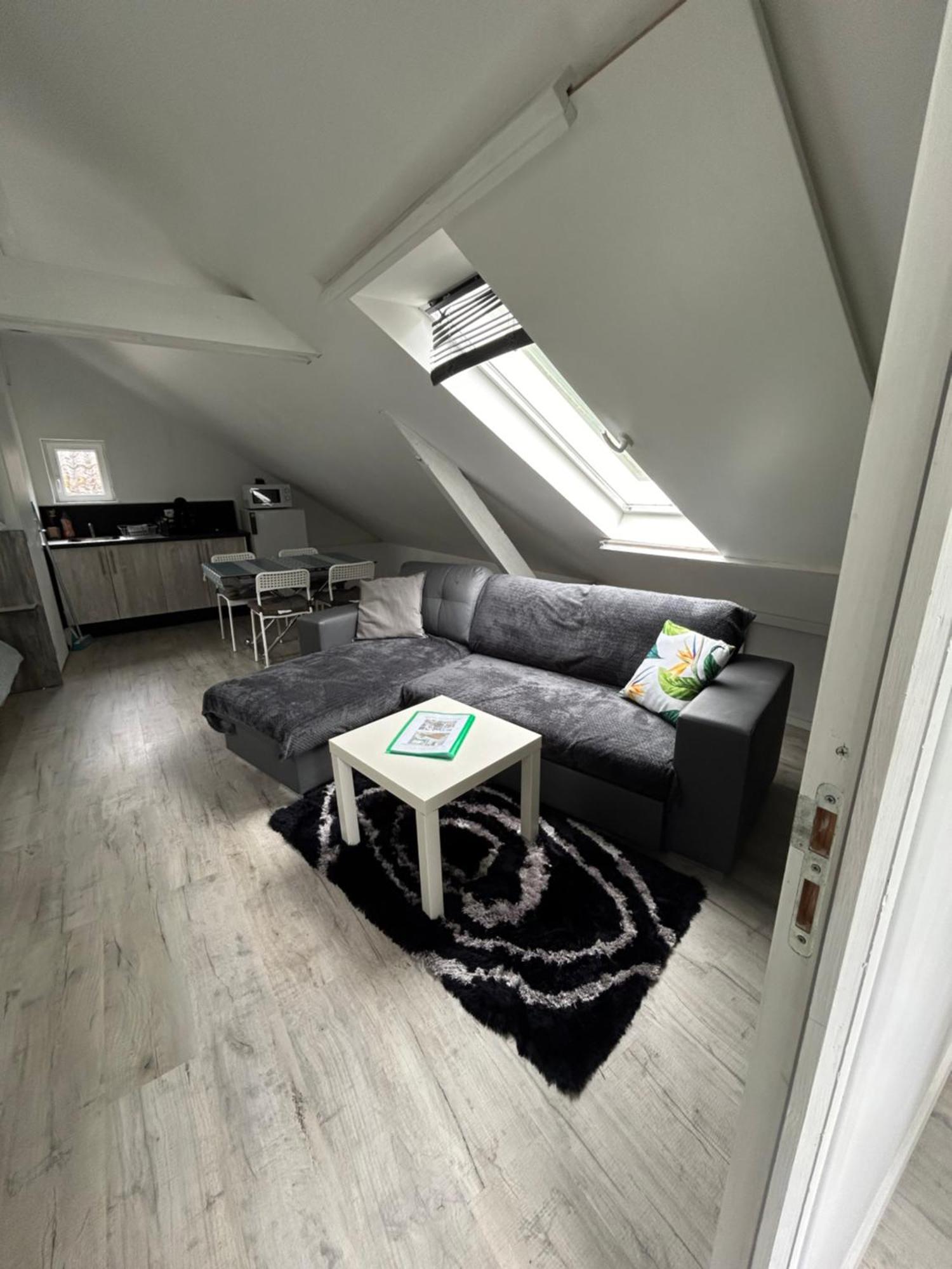 Loft And Spa Les Preaux Екстериор снимка