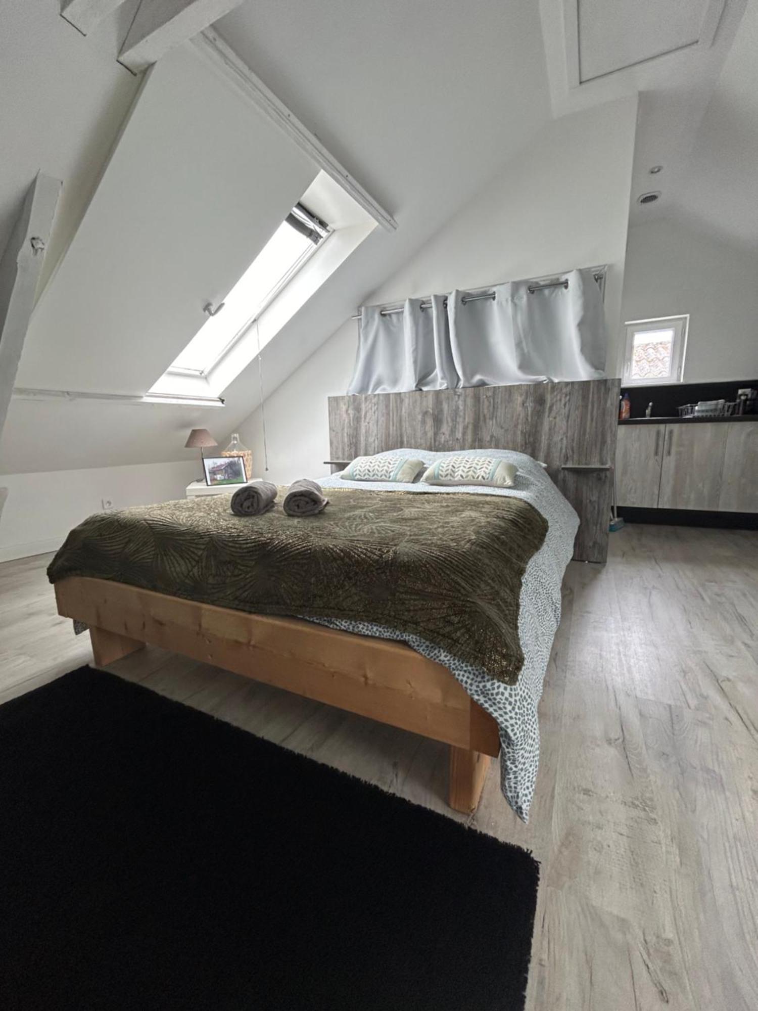 Loft And Spa Les Preaux Екстериор снимка