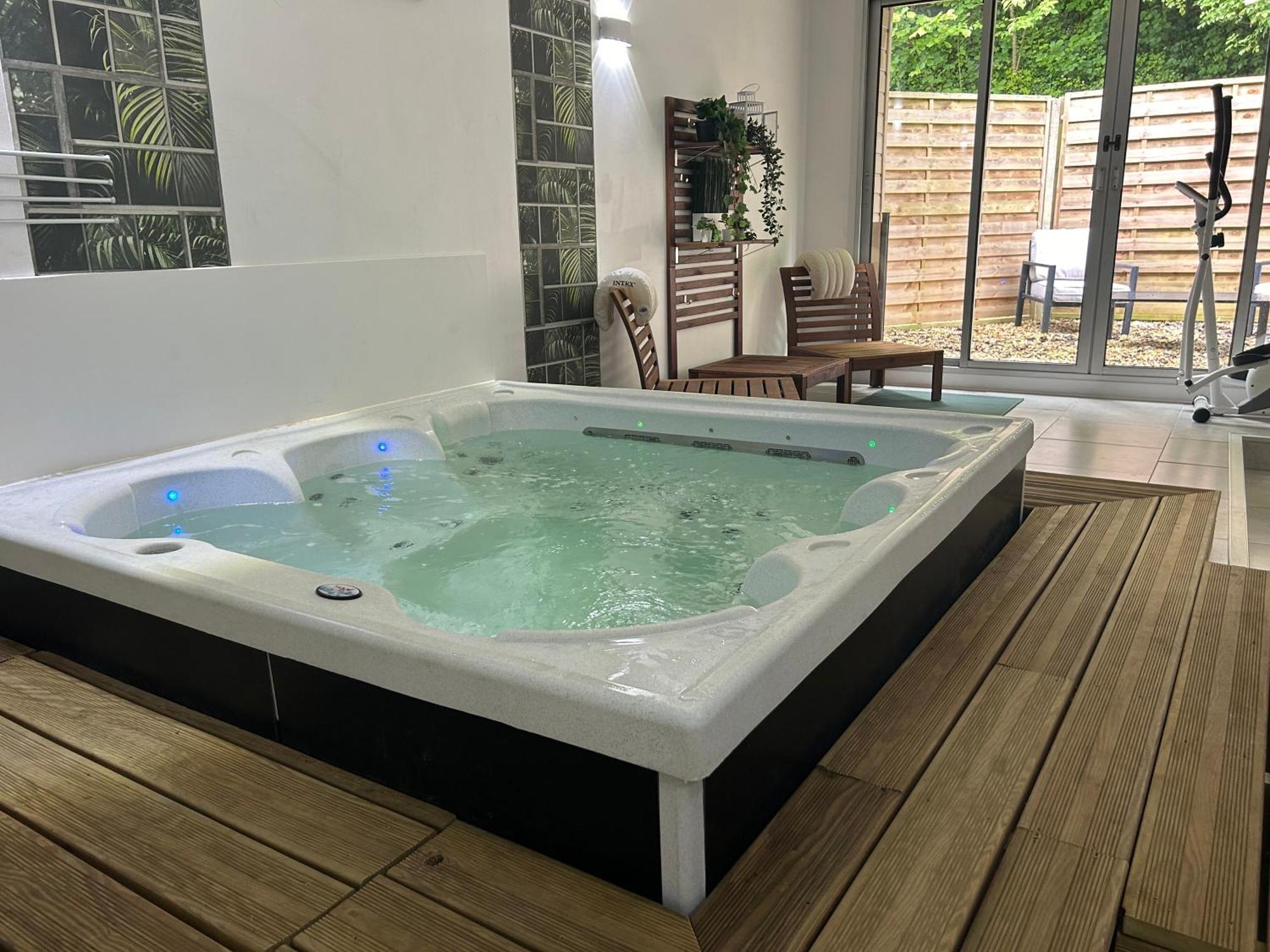 Loft And Spa Les Preaux Екстериор снимка